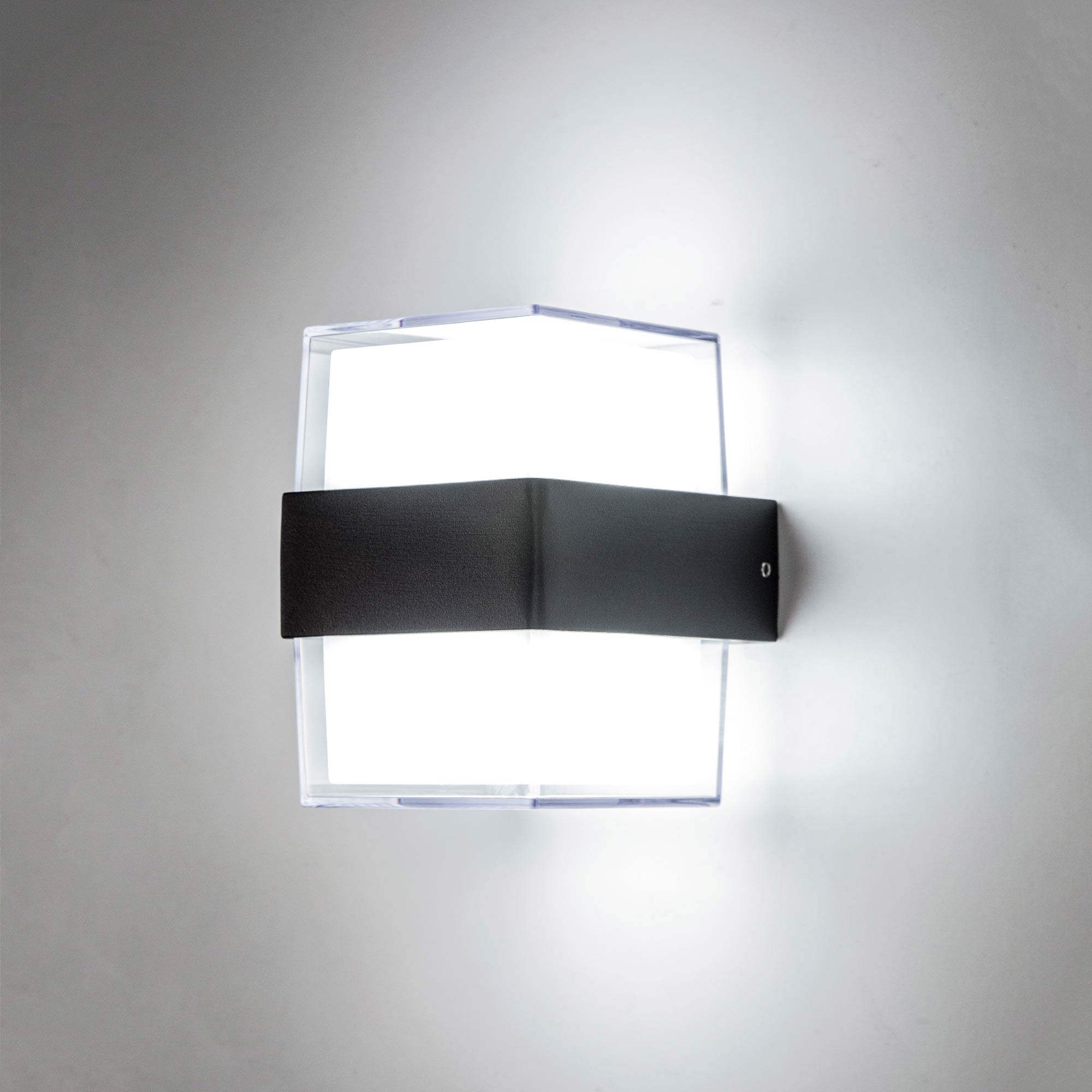 Citilux GARDA CLU0009K LED Уличный настенный светильник Графит арт. 88381