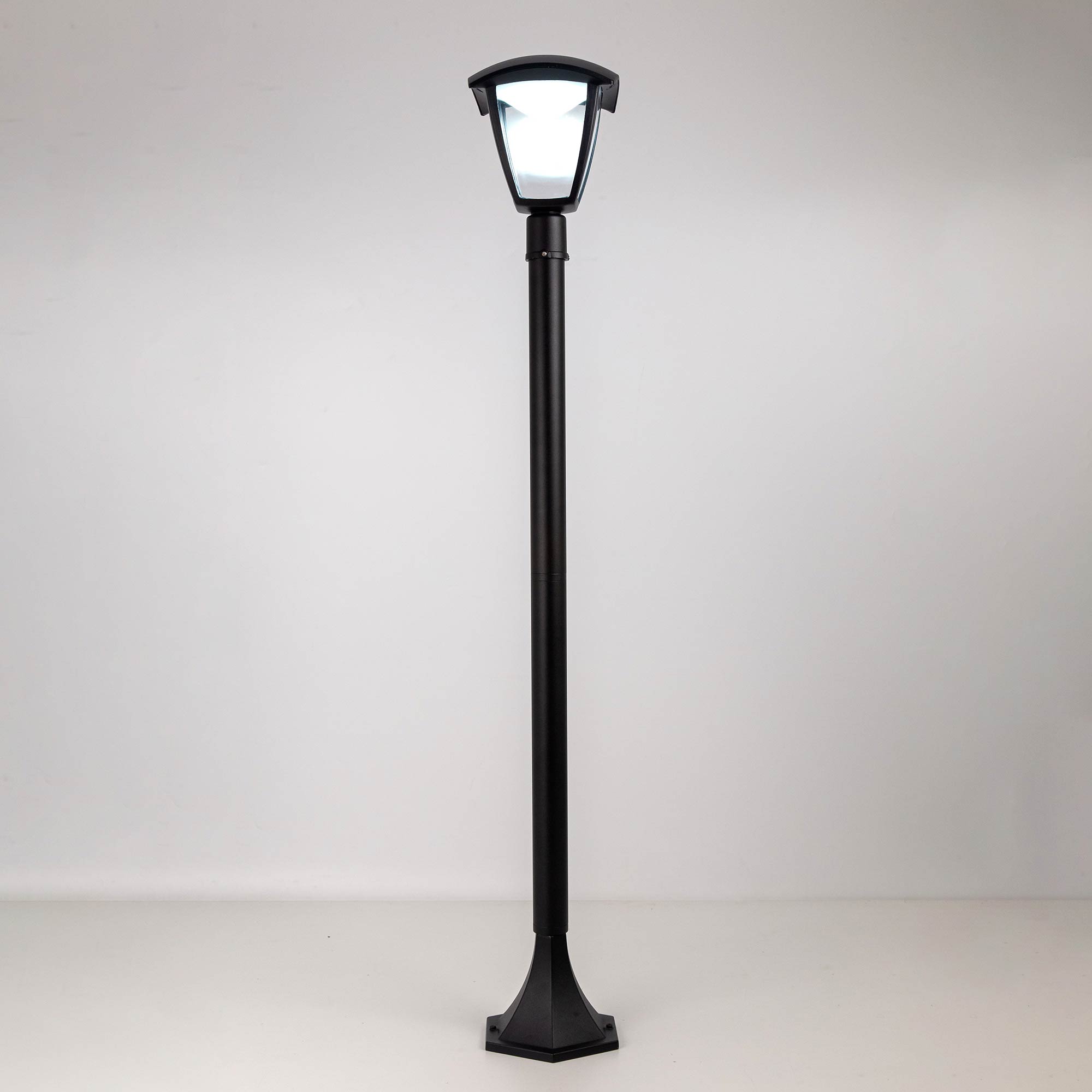 Citilux GARDA CLU04B LED Уличный парковый светильник Чёрный арт. 88201