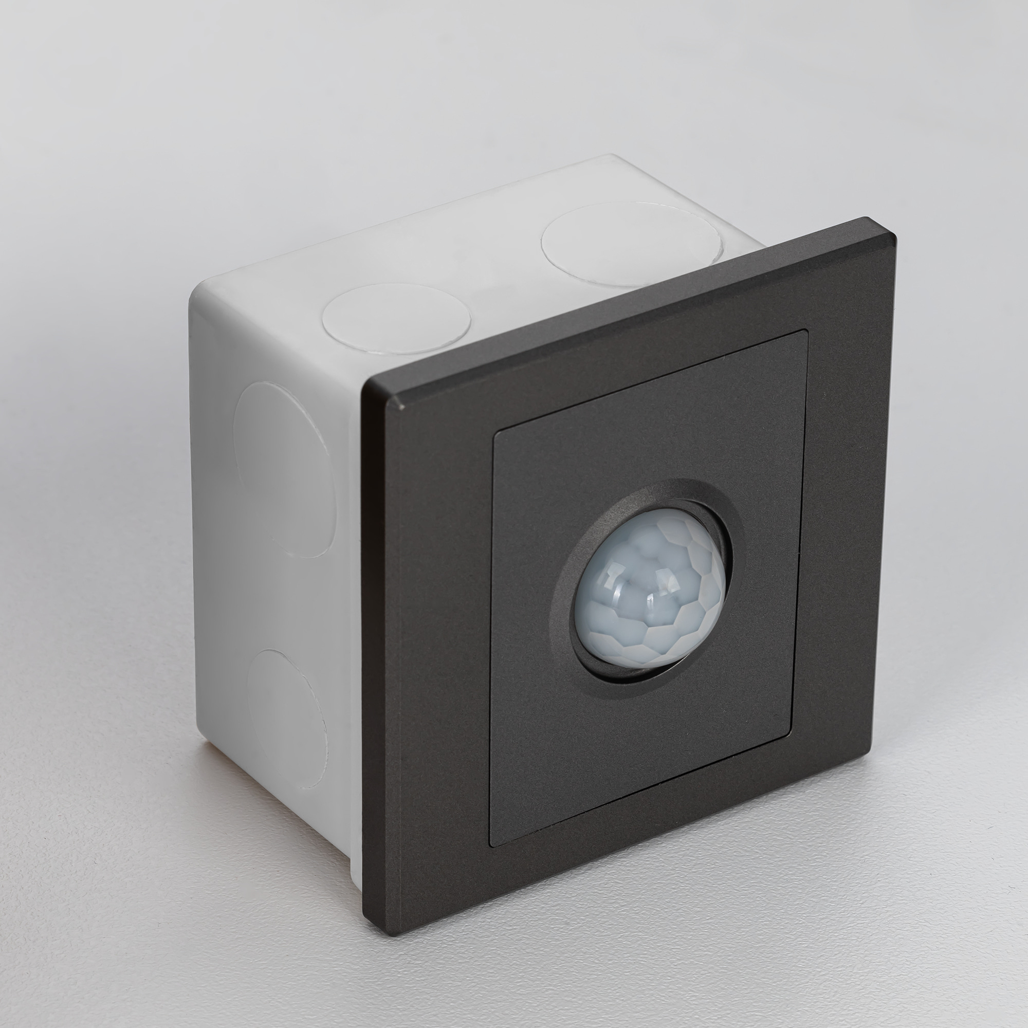 Citilux Скалли CLR005KS1 Встраиваемое реле с датчиком движения Графит арт. 89360