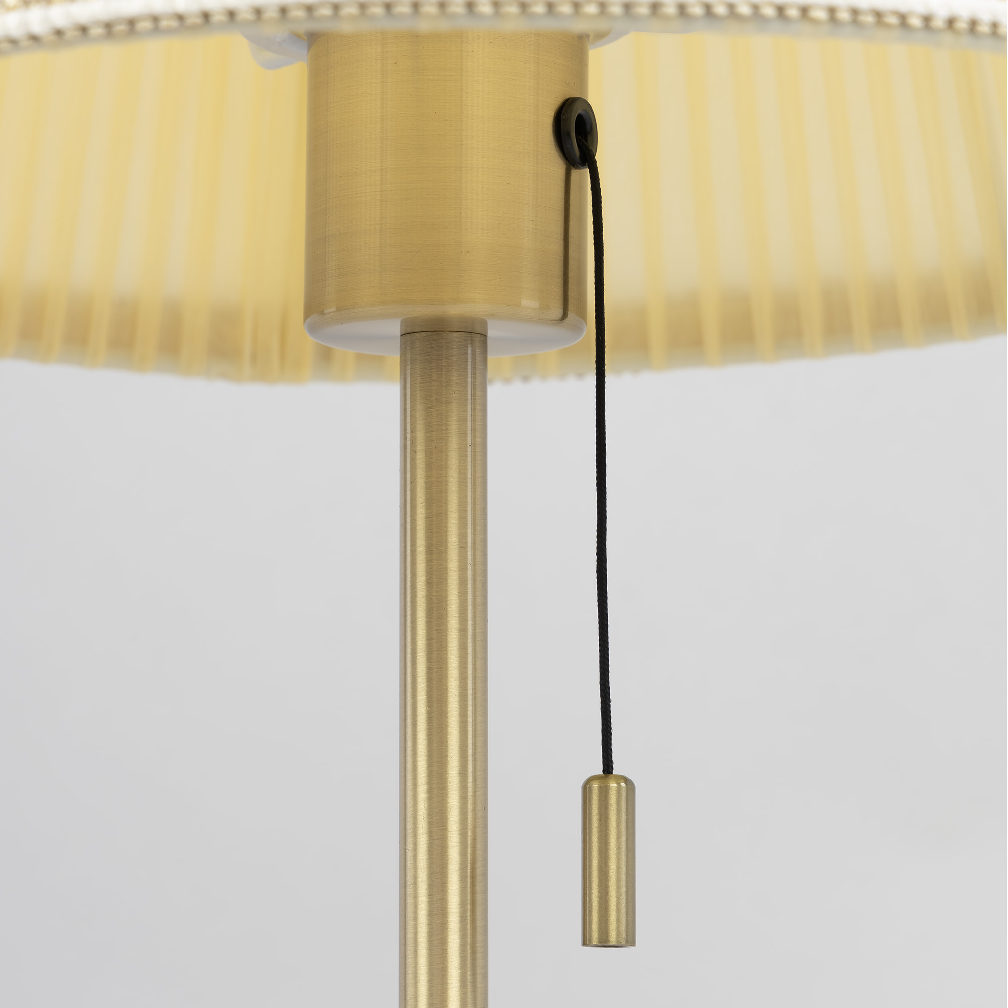 Citilux Линц CL402733 Настольная лампа бронза с кремовым абажуром арт. 89007